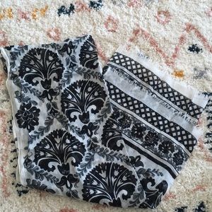 Vera Bradley Black and White Printed Scarf
